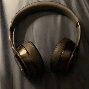 Beats solo wired headphones